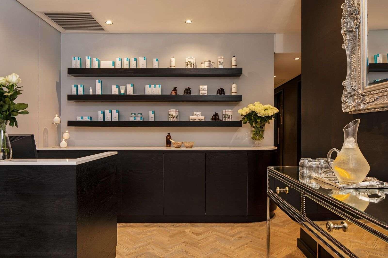 The Onyx By Newmark Hotel