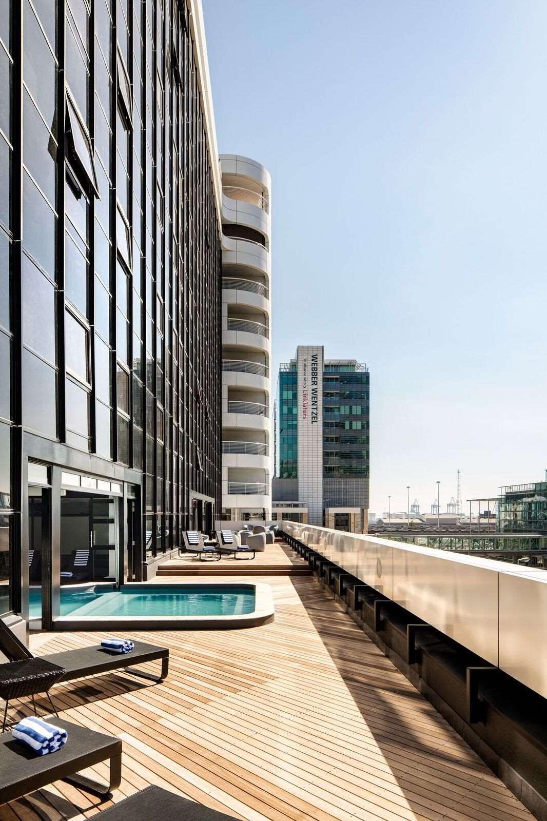 Hotel The Onyx By Newmark 4*