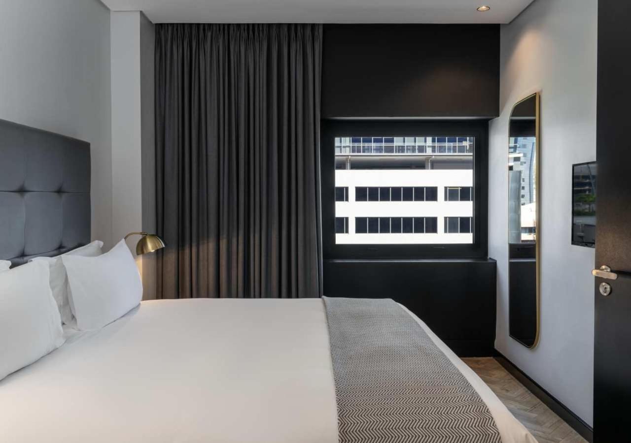 Hotel The Onyx By Newmark 4*
