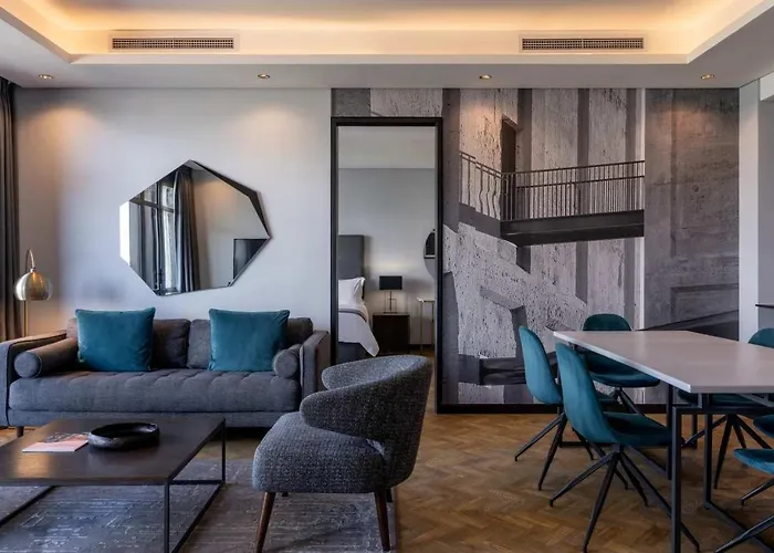 The Onyx Apartment Hotel By Newmark