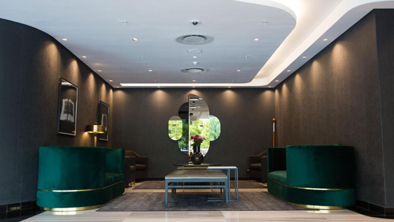 The Onyx By Newmark