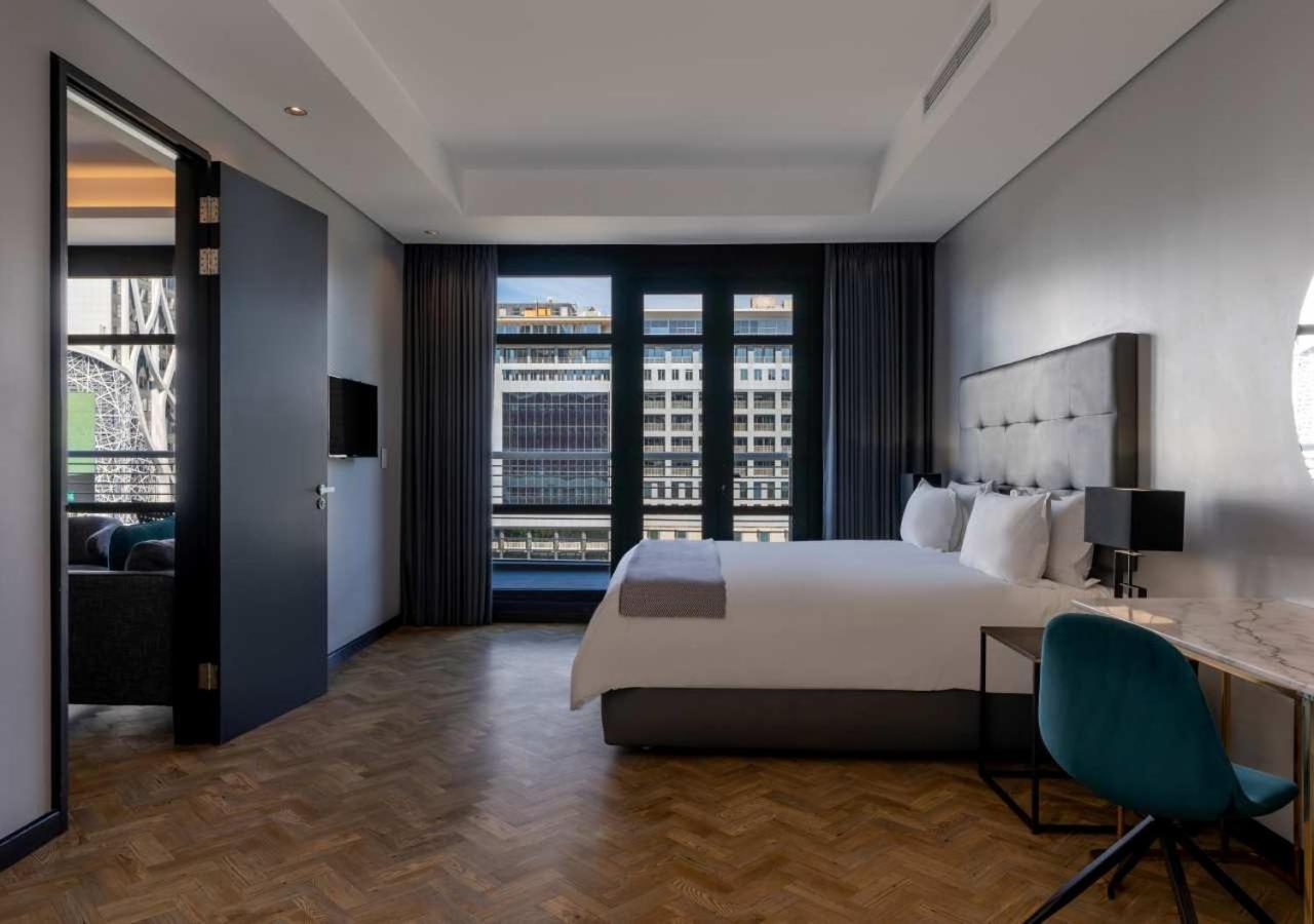 The Onyx By Newmark