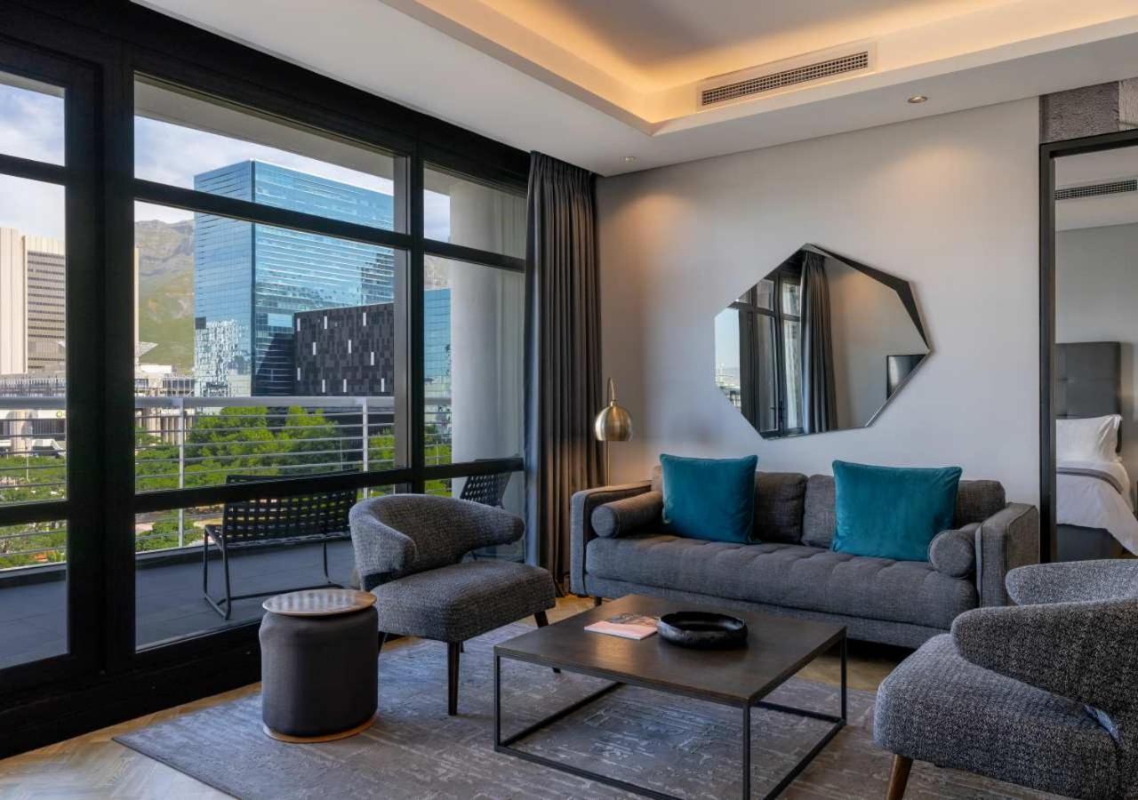 Hotel The Onyx By Newmark