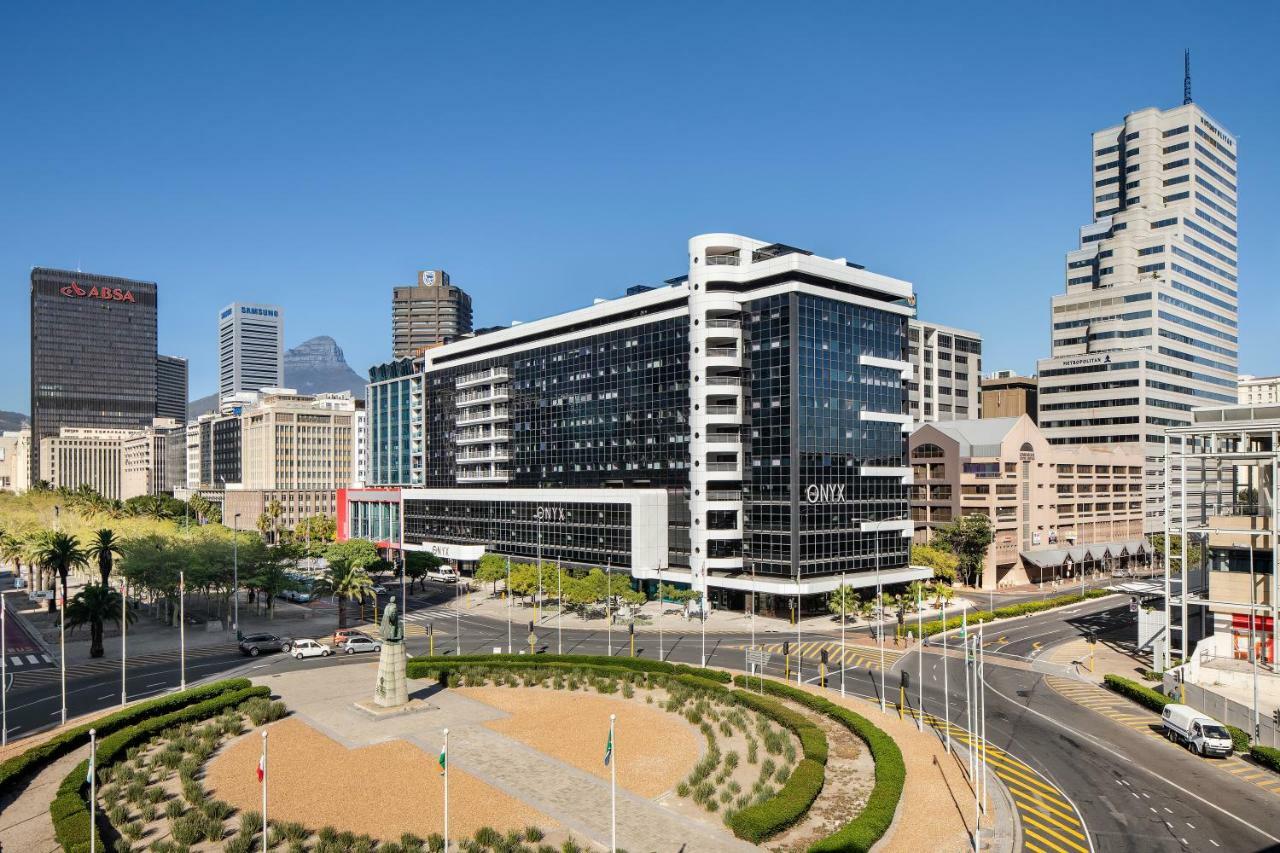 Hotel The Onyx By Newmark